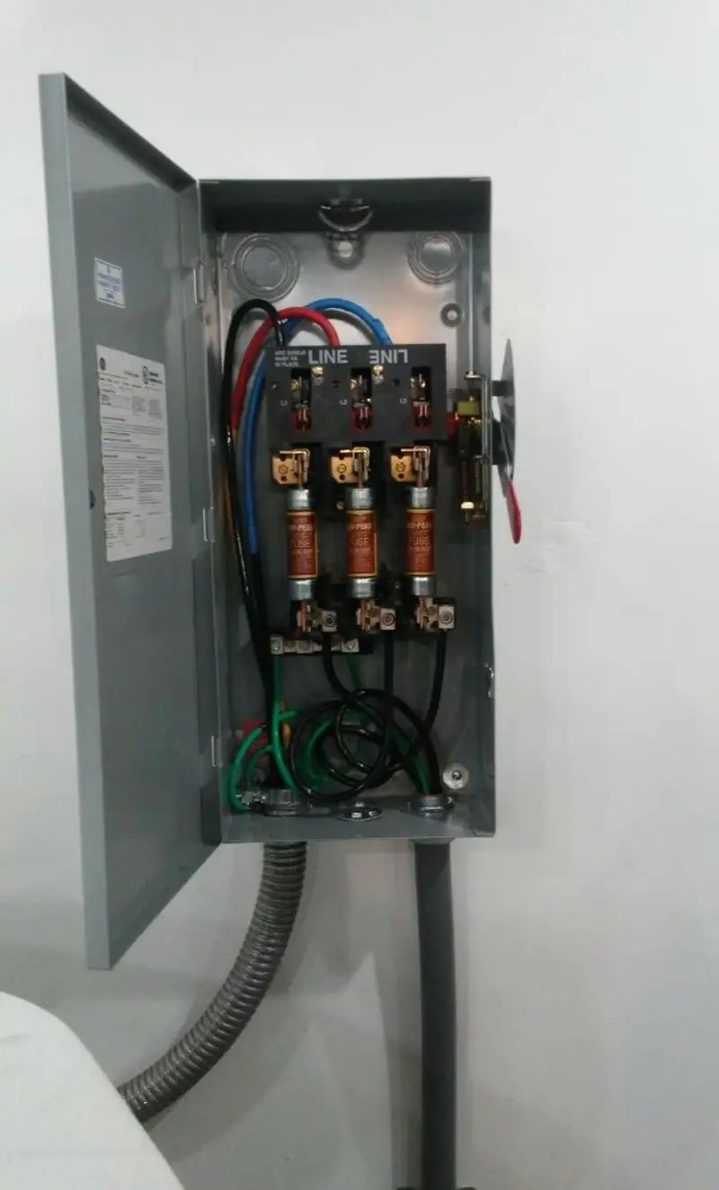 Three-phase disconnect switch installed for Electrical Wiring & Rewiring in Lindale